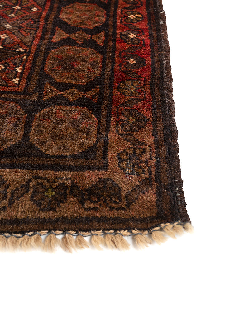 kiaan grey and black wool hand knotted Rug - Corner