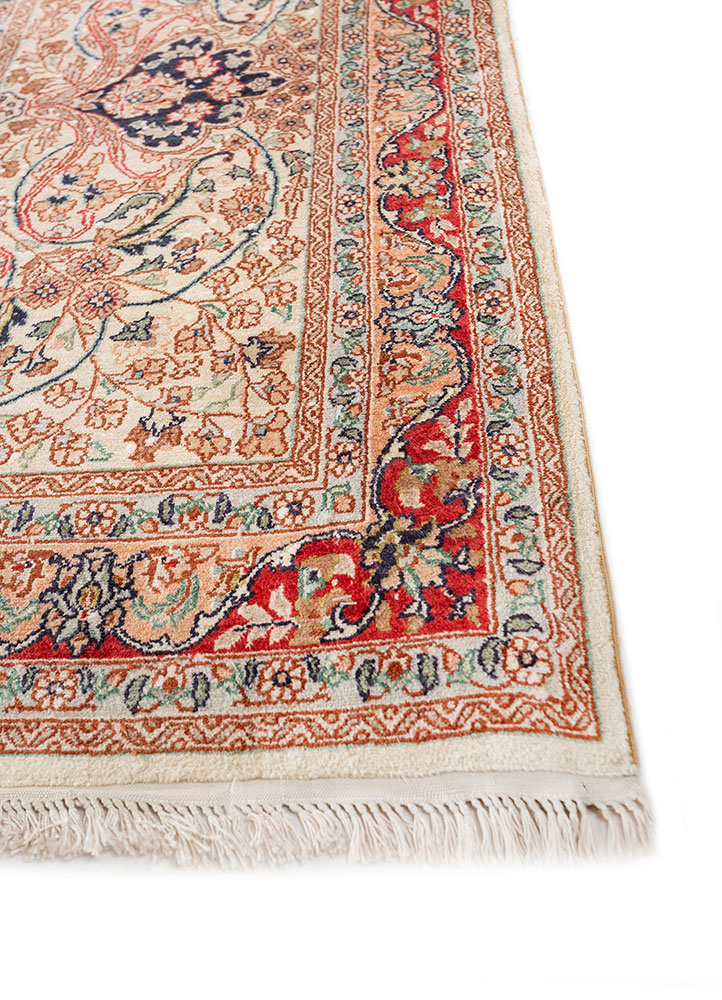 gulmarg pink and purple silk hand knotted Rug - Corner