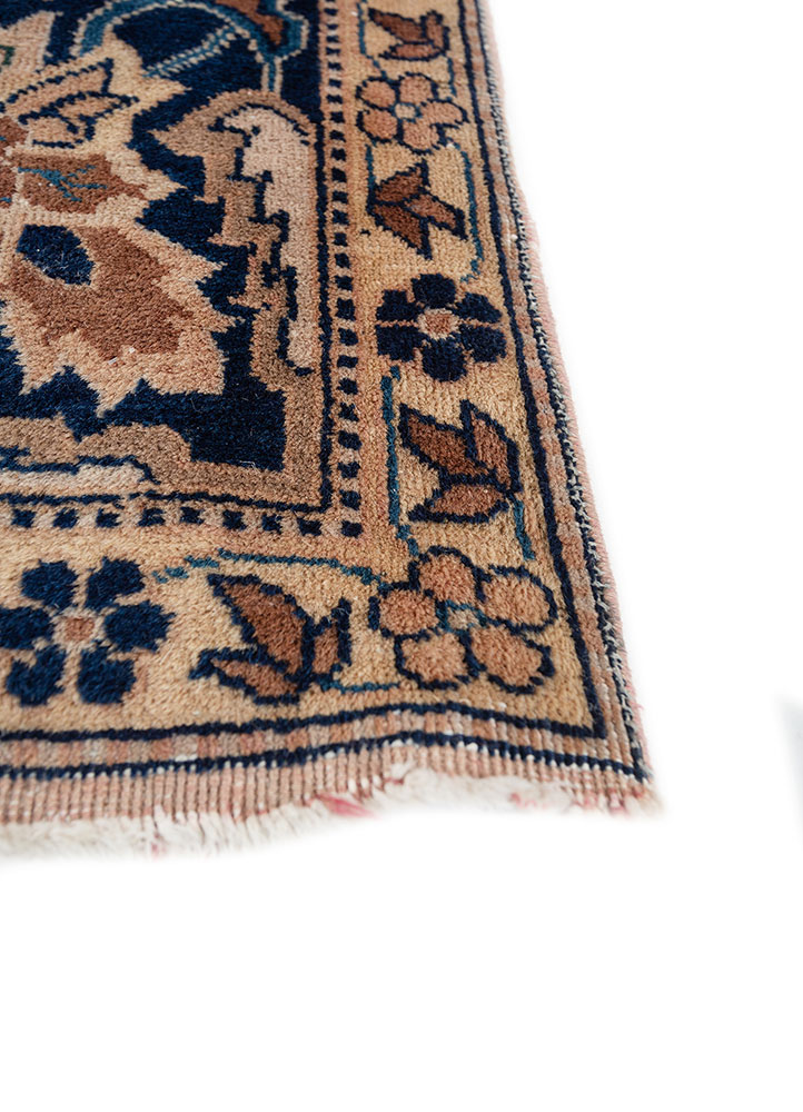 aalam blue wool hand knotted Rug - Corner
