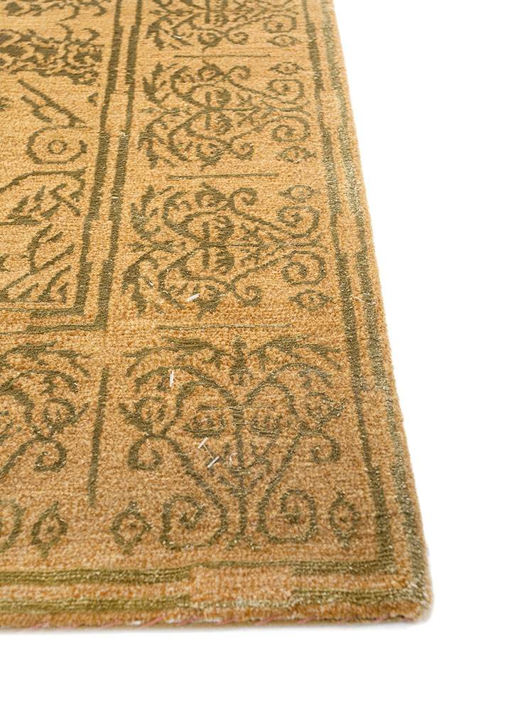 far east gold wool hand knotted Rug - Corner