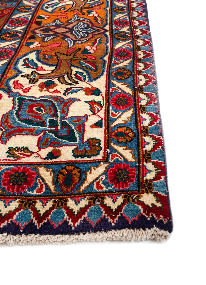 aalam red and orange wool hand knotted Rug - Corner