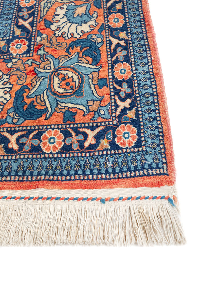 aalam gold wool hand knotted Rug - Corner
