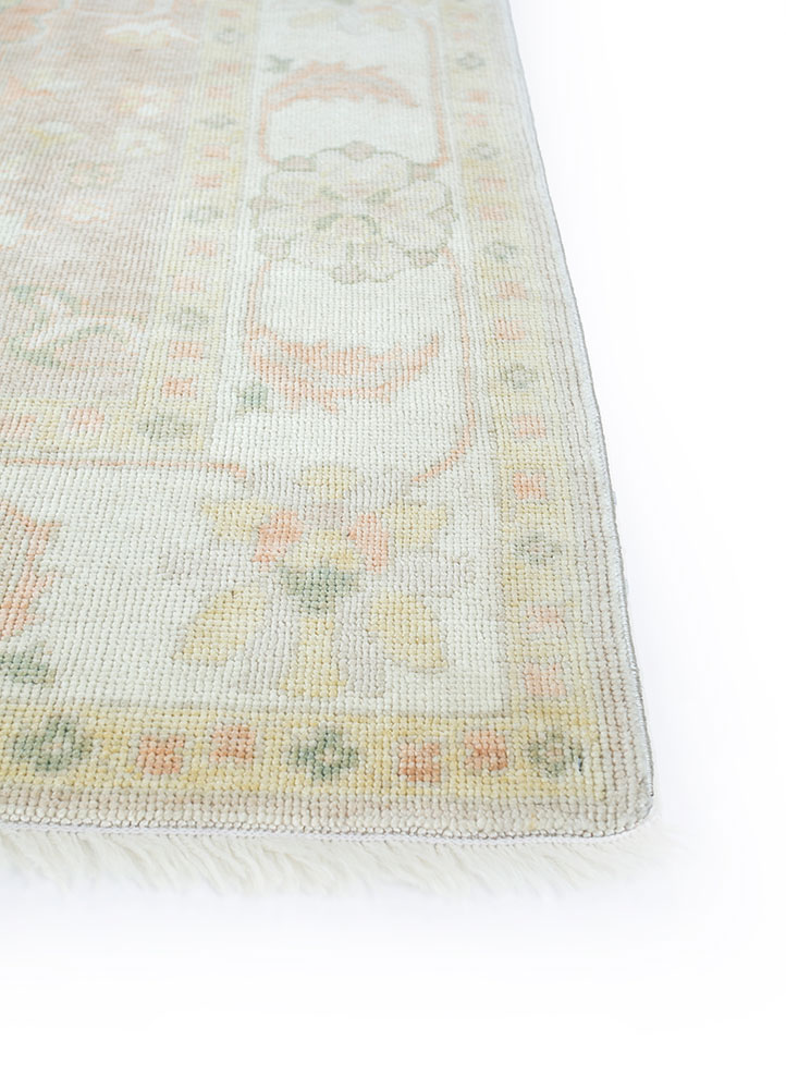 aalam pink and purple wool hand knotted Rug - Corner