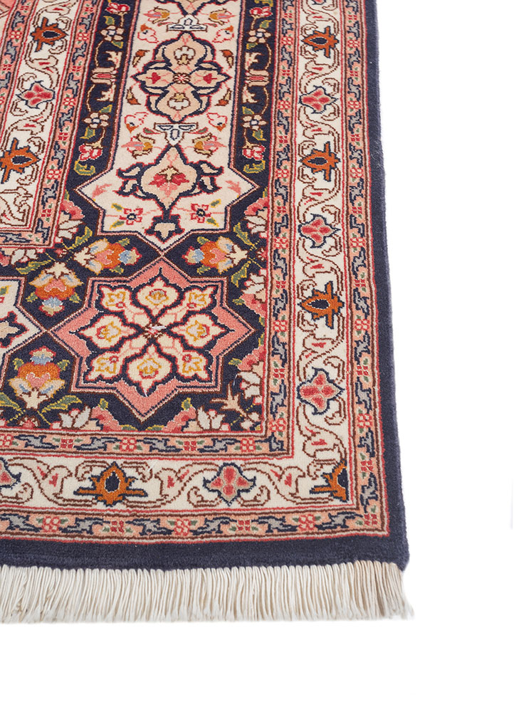 aalam blue wool hand knotted Rug - Corner