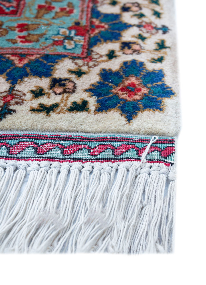 aalam blue wool hand knotted Rug - Corner