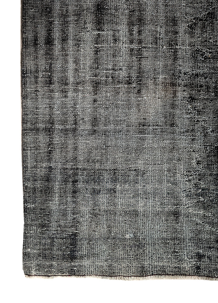 vintage grey and black wool hand knotted Rug - Corner