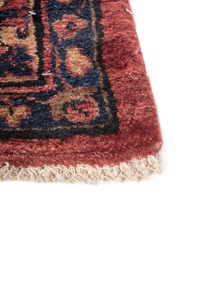aalam red and orange wool hand knotted Rug - Corner