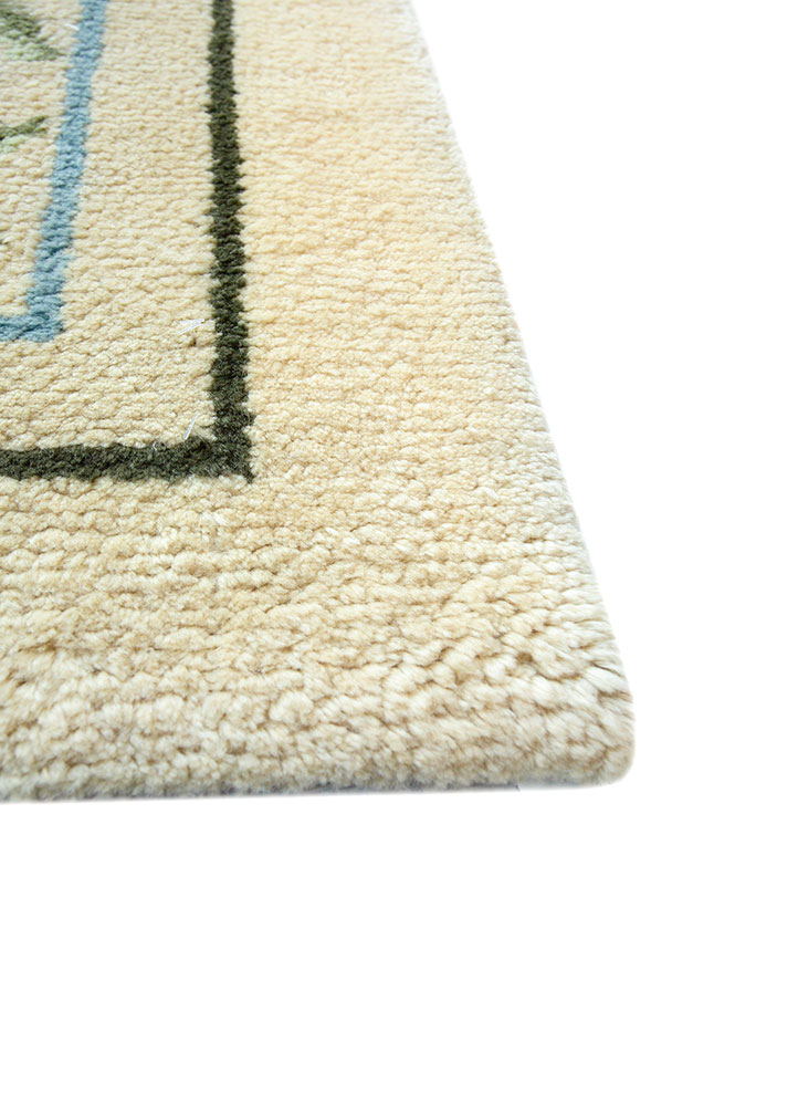 aalam green wool hand knotted Rug - Corner