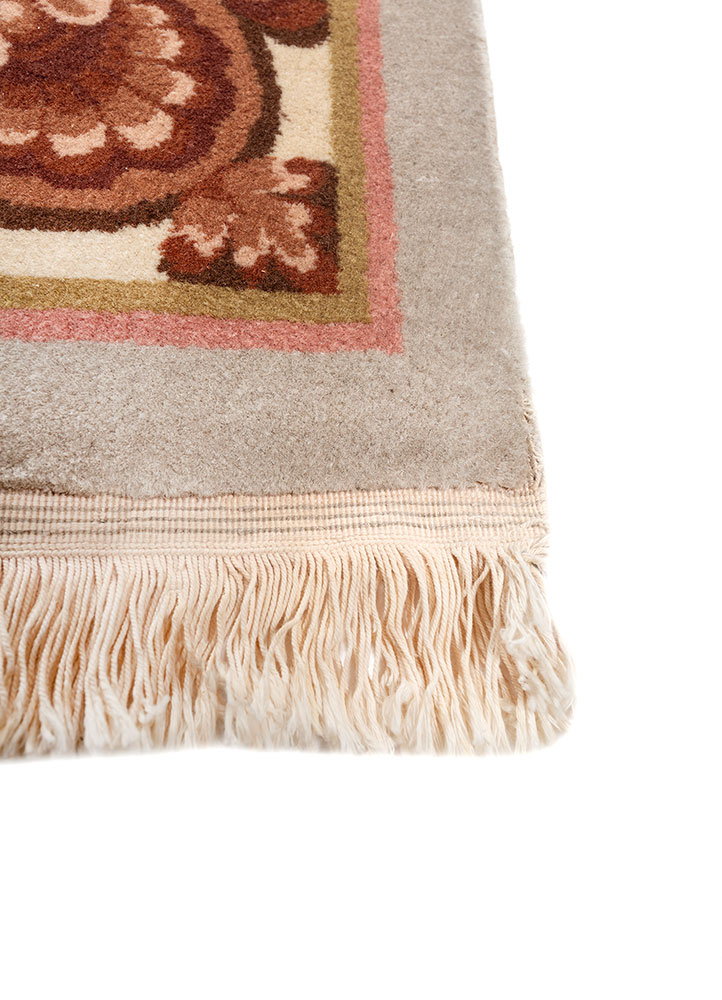 pechino red and orange wool hand knotted Rug - Corner
