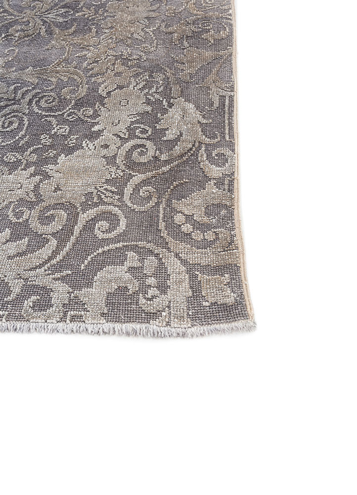 azalea green wool and silk hand knotted Rug - Corner