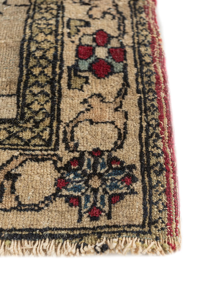 aalam green wool hand knotted Rug - Corner