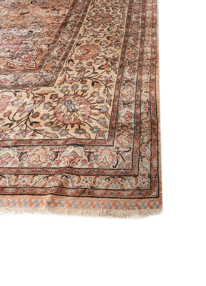 gulmarg pink and purple silk hand knotted Rug - Corner