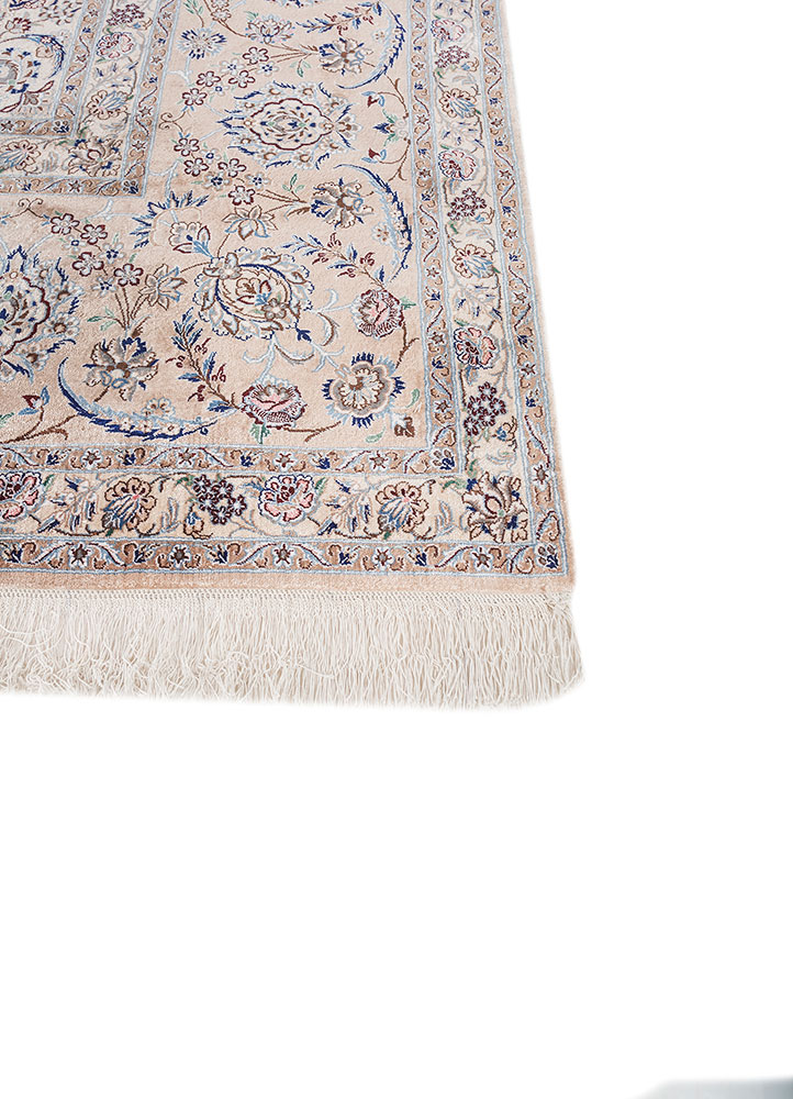 gulmarg red and orange silk hand knotted Rug - Corner