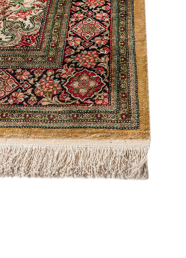 gulmarg pink and purple silk hand knotted Rug - Corner