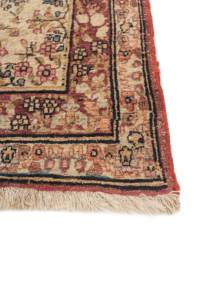 aalam gold wool hand knotted Rug - Corner