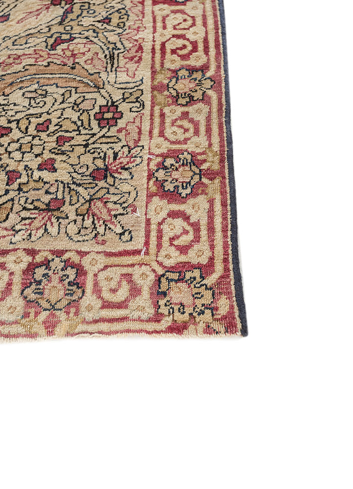 aalam green wool hand knotted Rug - Corner