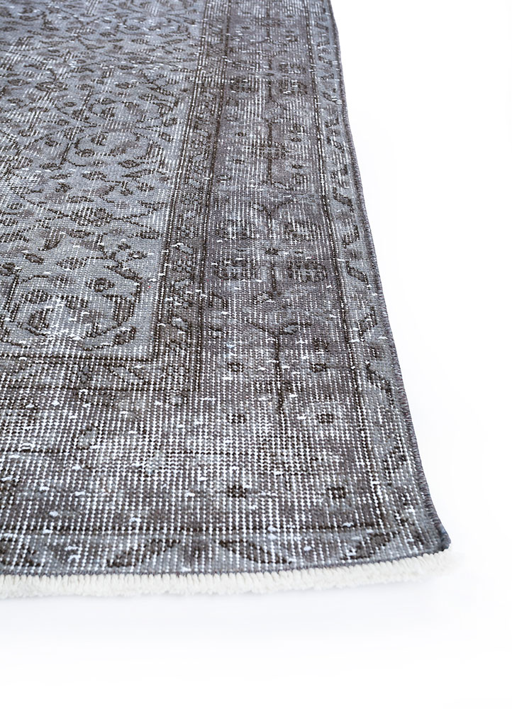 vintage grey and black wool hand knotted Rug - Corner