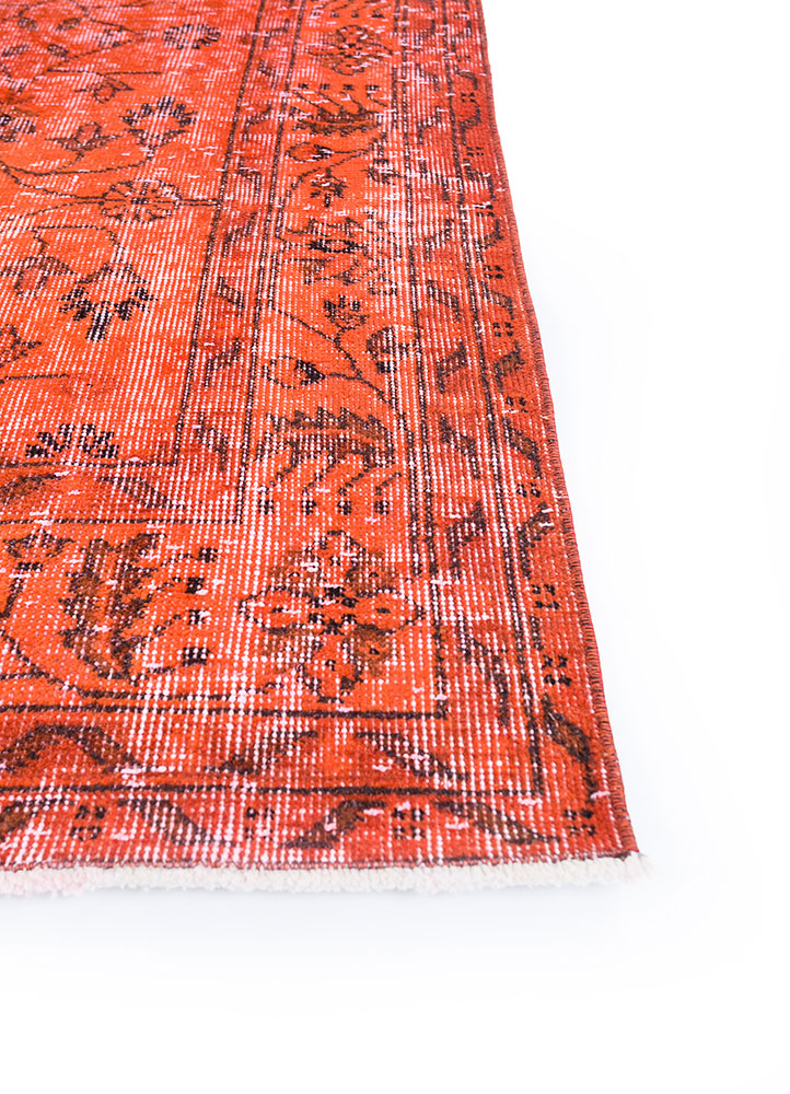 lacuna red and orange wool hand knotted Rug - Corner