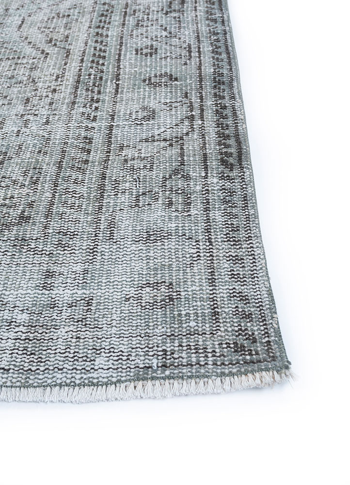 vintage grey and black wool hand knotted Rug - Corner