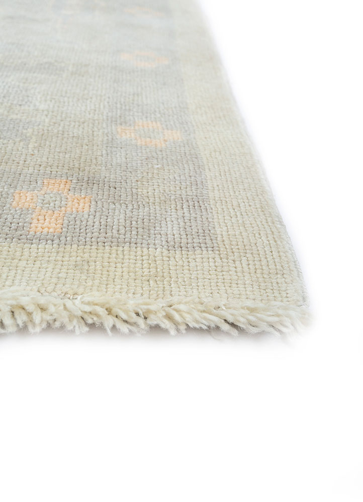aalam grey and black wool hand knotted Rug - Corner