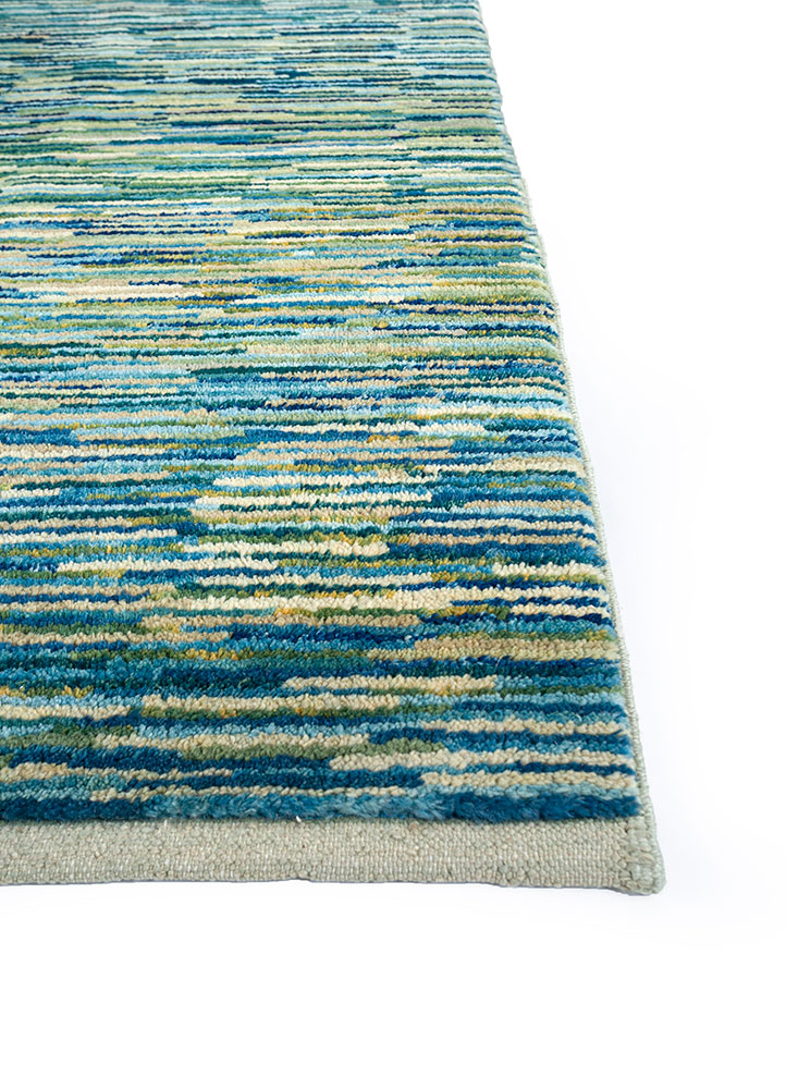 nuray blue wool hand knotted Rug - Corner