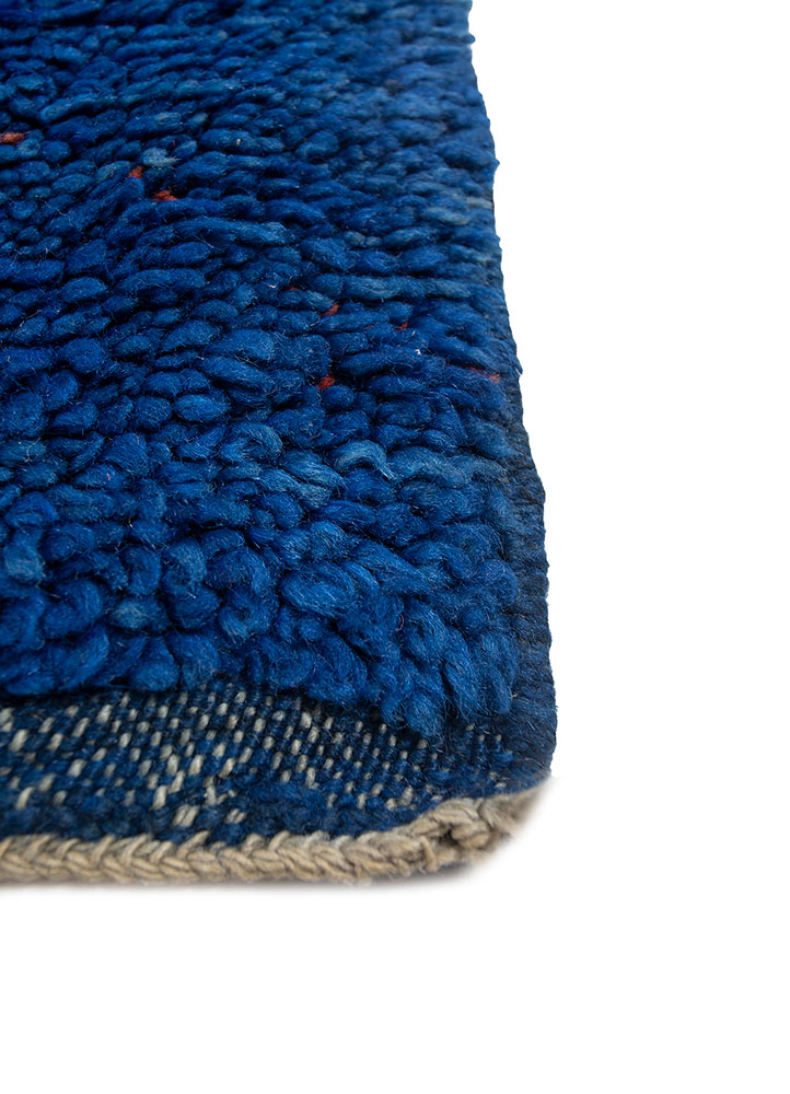 zuri blue wool hand knotted Rug - Corner
