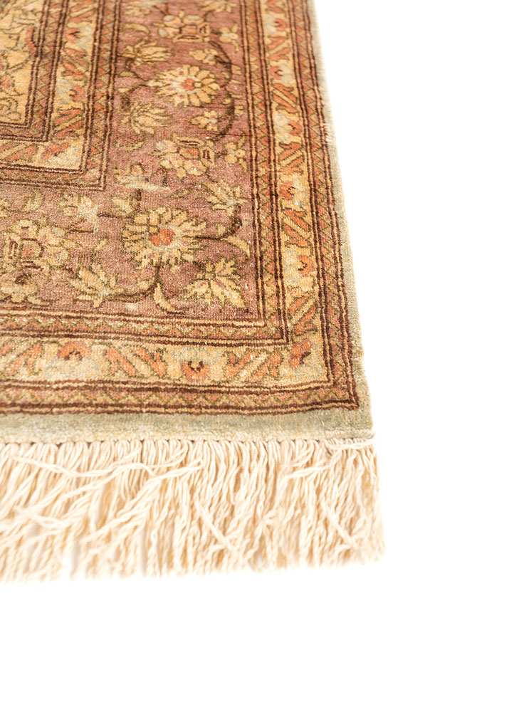 gulmarg red and orange silk hand knotted Rug - Corner