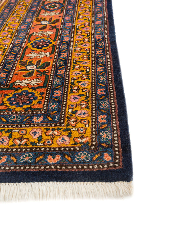aalam ivory wool hand knotted Rug - Corner