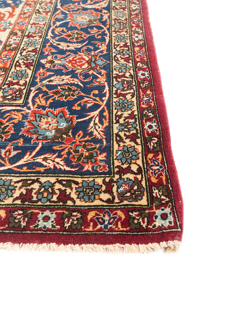 aalam ivory wool hand knotted Rug - Corner