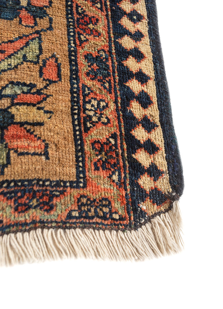 aalam red and orange wool hand knotted Rug - Corner