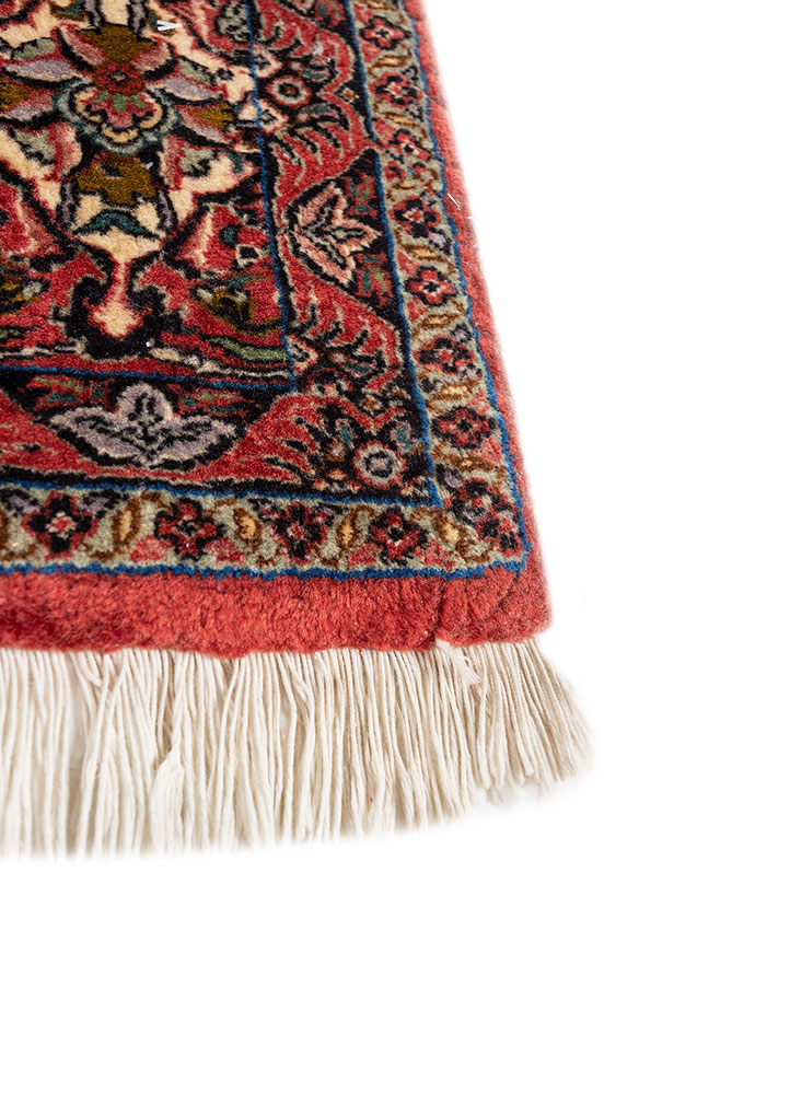 aalam ivory wool hand knotted Rug - Corner