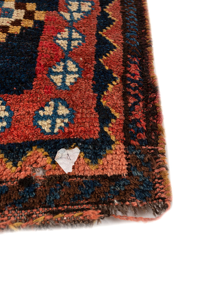 kiaan blue wool hand knotted Rug - Corner