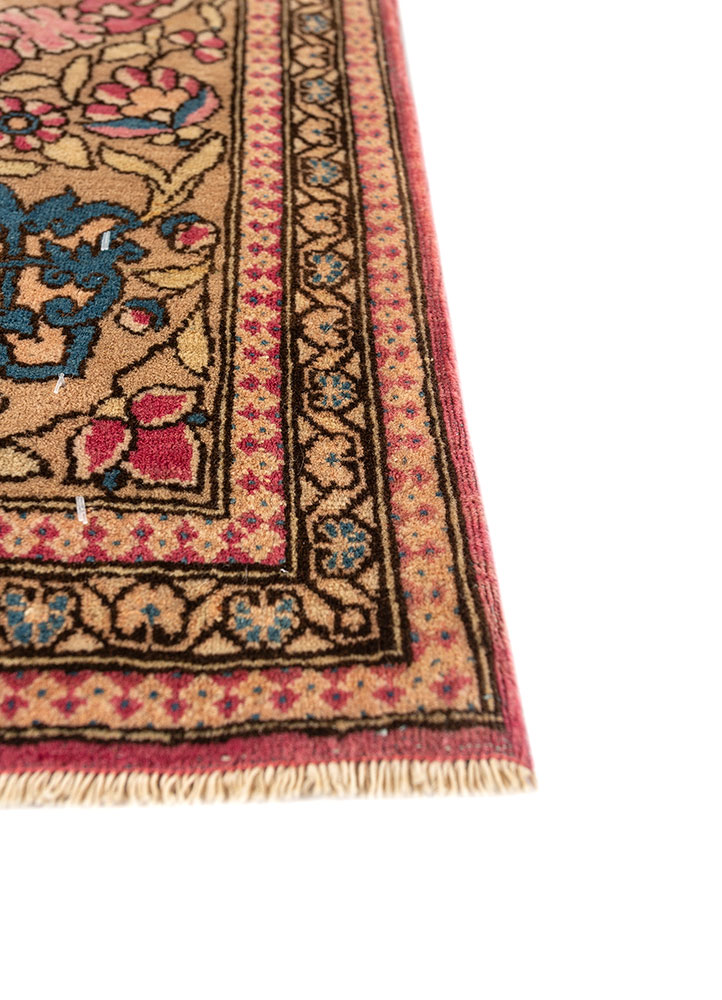 aalam red and orange wool hand knotted Rug - Corner