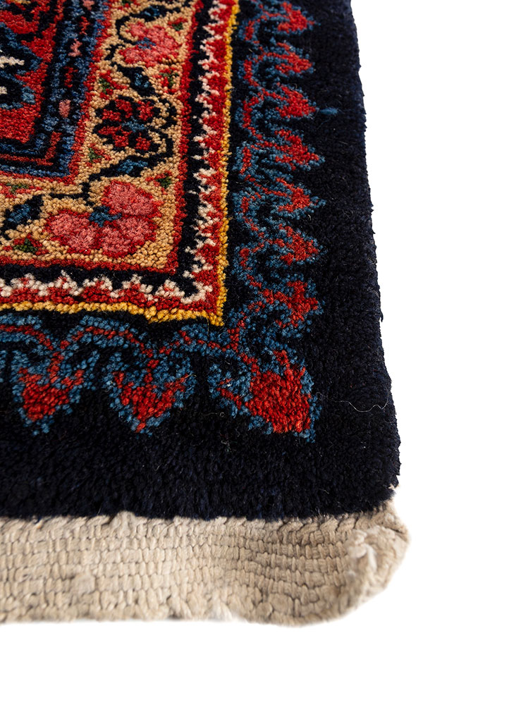 aalam red and orange wool hand knotted Rug - Corner