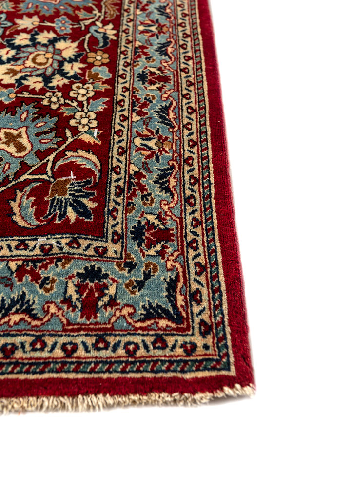 aalam ivory wool hand knotted Rug - Corner