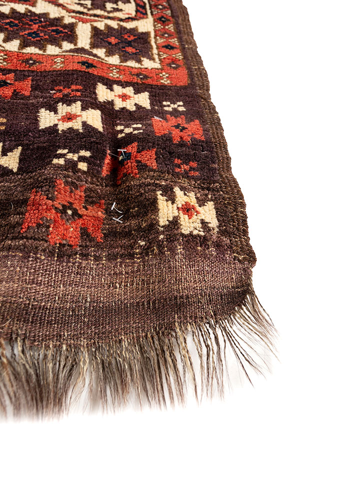 kiaan red and orange wool hand knotted Rug - Corner