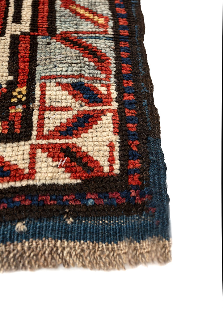 nuray blue wool hand knotted Rug - Corner