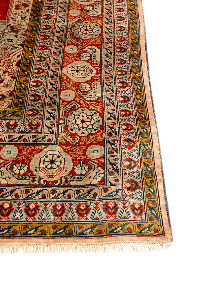 gulmarg red and orange silk hand knotted Rug - Corner