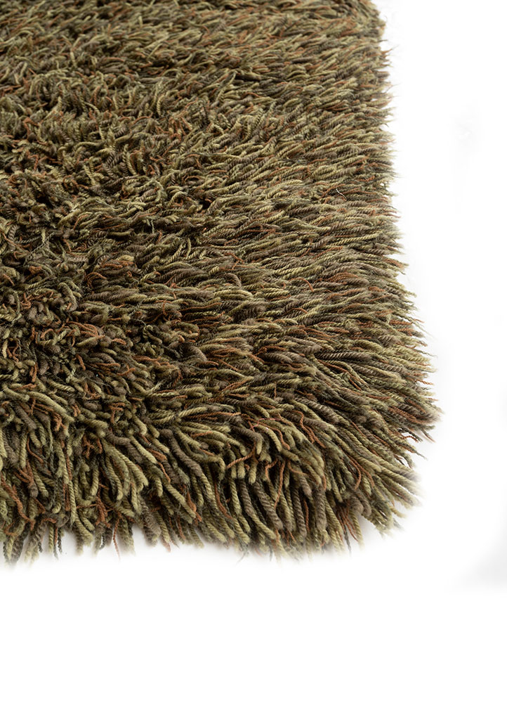 zuri green wool hand knotted Rug - Corner
