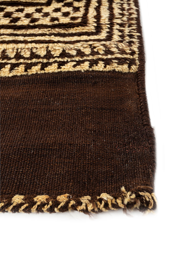 zuri beige and brown wool hand knotted Rug - Corner