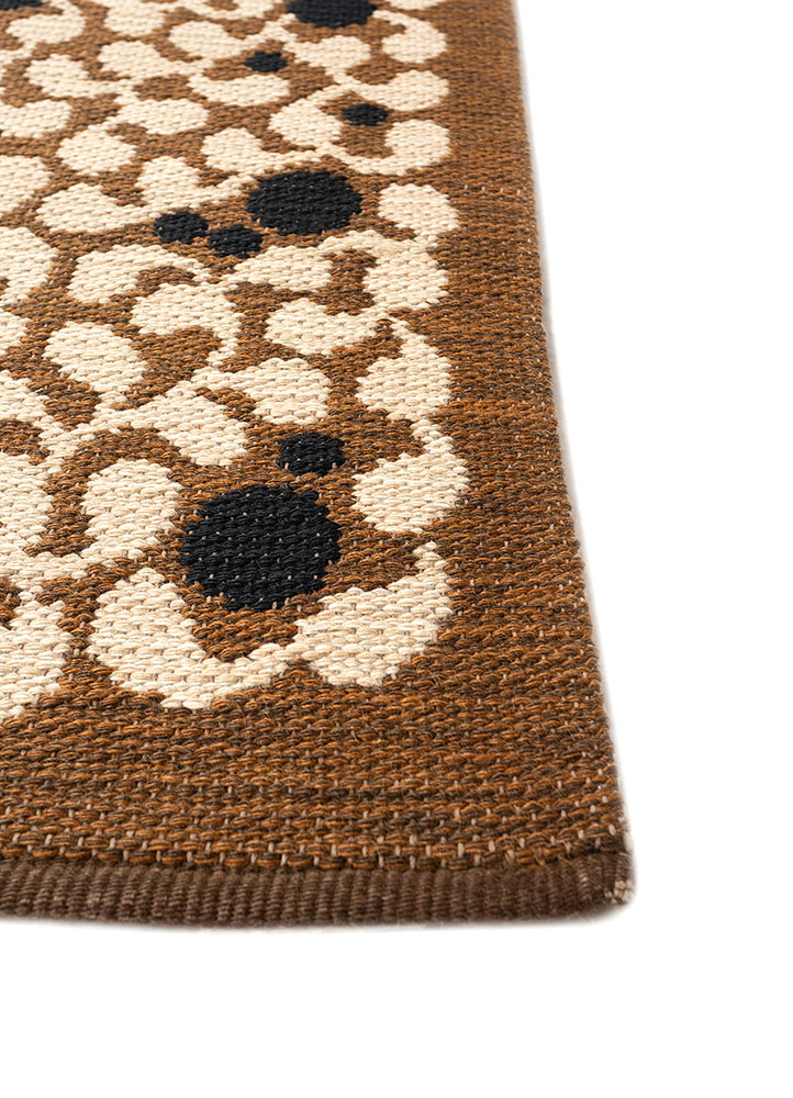 nuray ivory wool hand knotted Rug - Corner