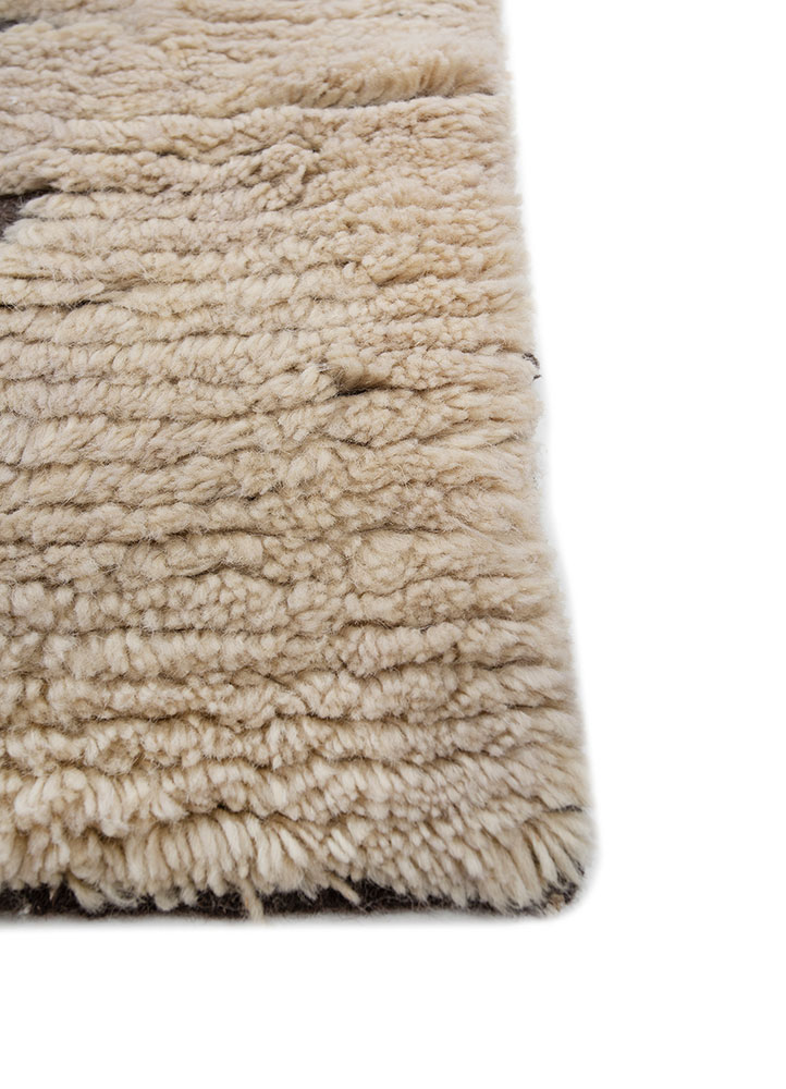 indusbar ivory wool flat weaves Rug - Corner