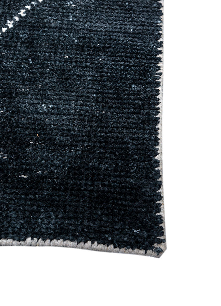 indusbar grey and black viscose hand loom Rug - Corner