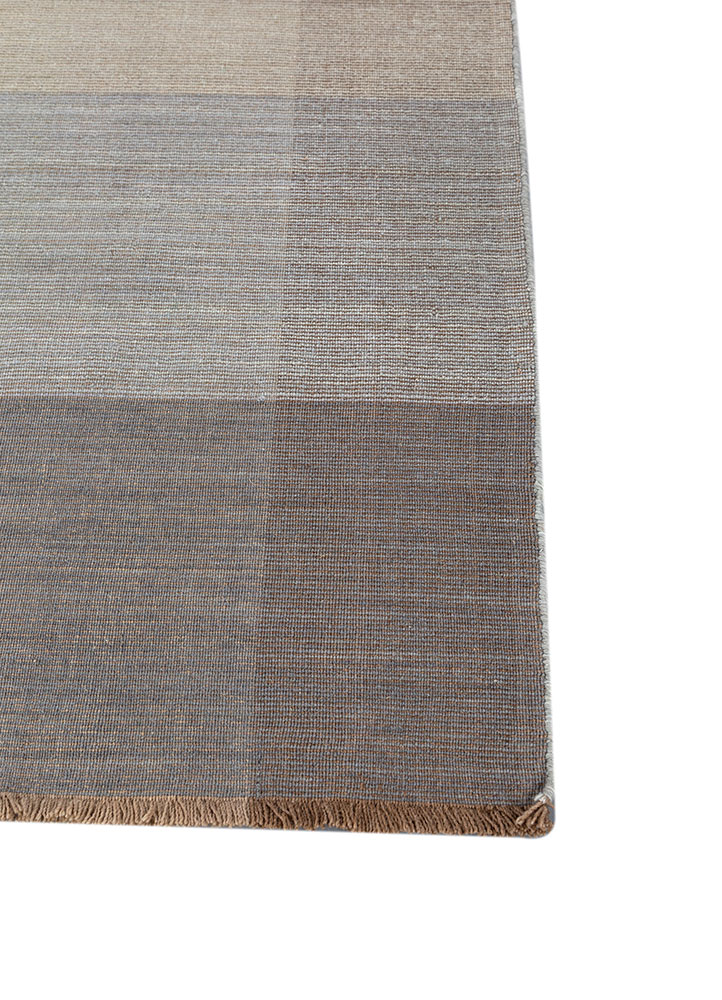 tesoro blue wool hand loom Rug - Corner
