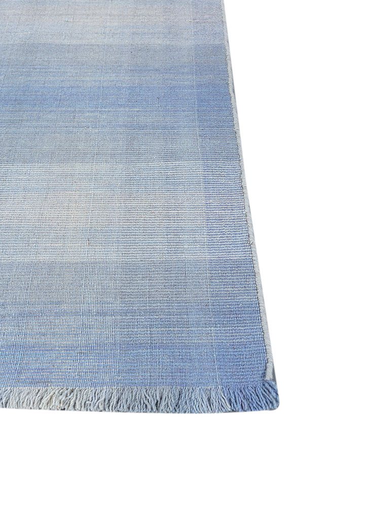tesoro blue wool hand loom Rug - Corner