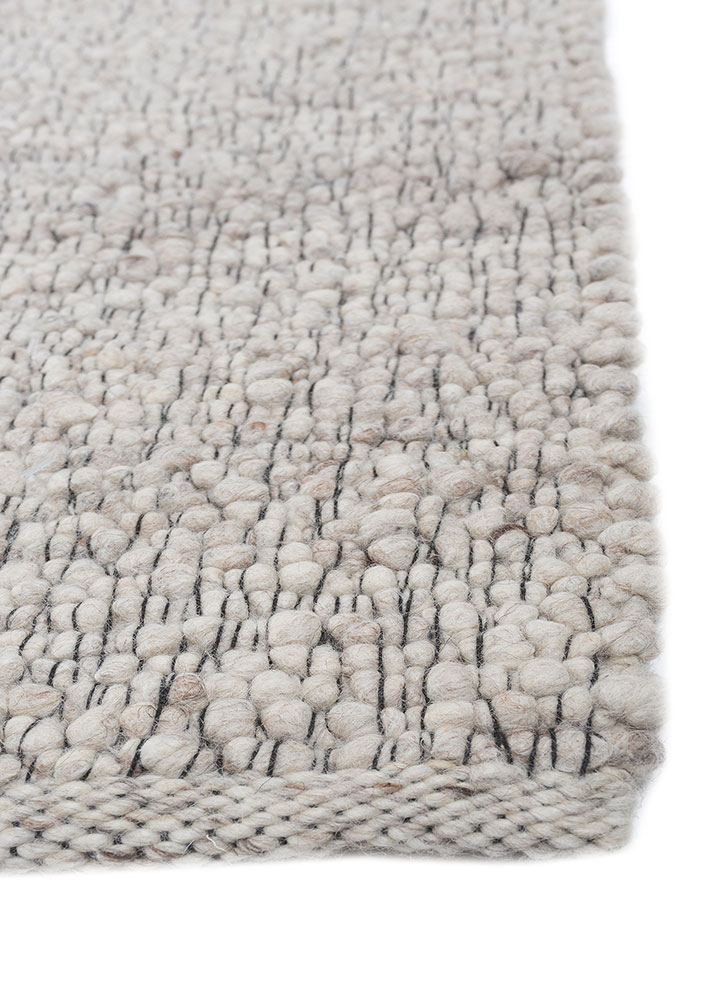 saga gold wool hand loom Rug - Corner