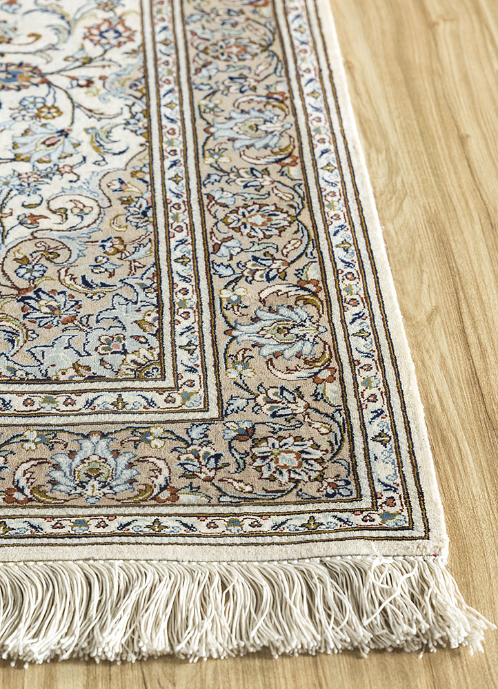 gulmarg grey and black silk hand knotted Rug - Corner