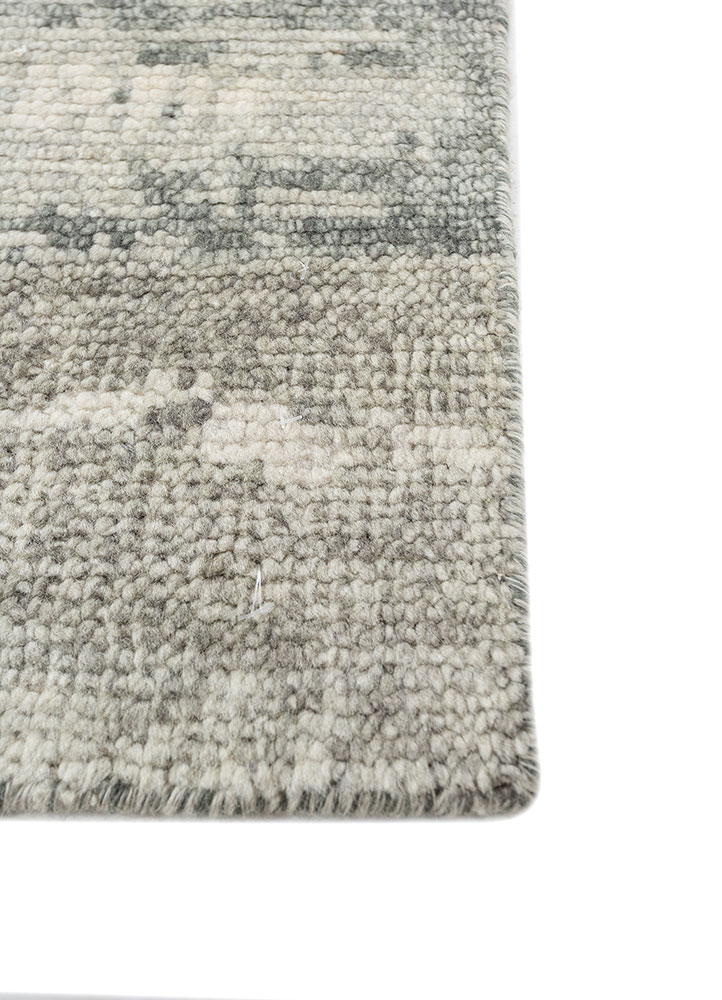 entropy blue wool hand knotted Rug - Corner