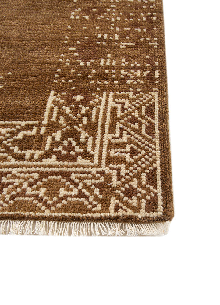 thyme red and orange wool hand knotted Rug - Corner