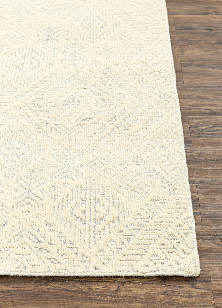 manifest ivory wool hand knotted Rug - Corner